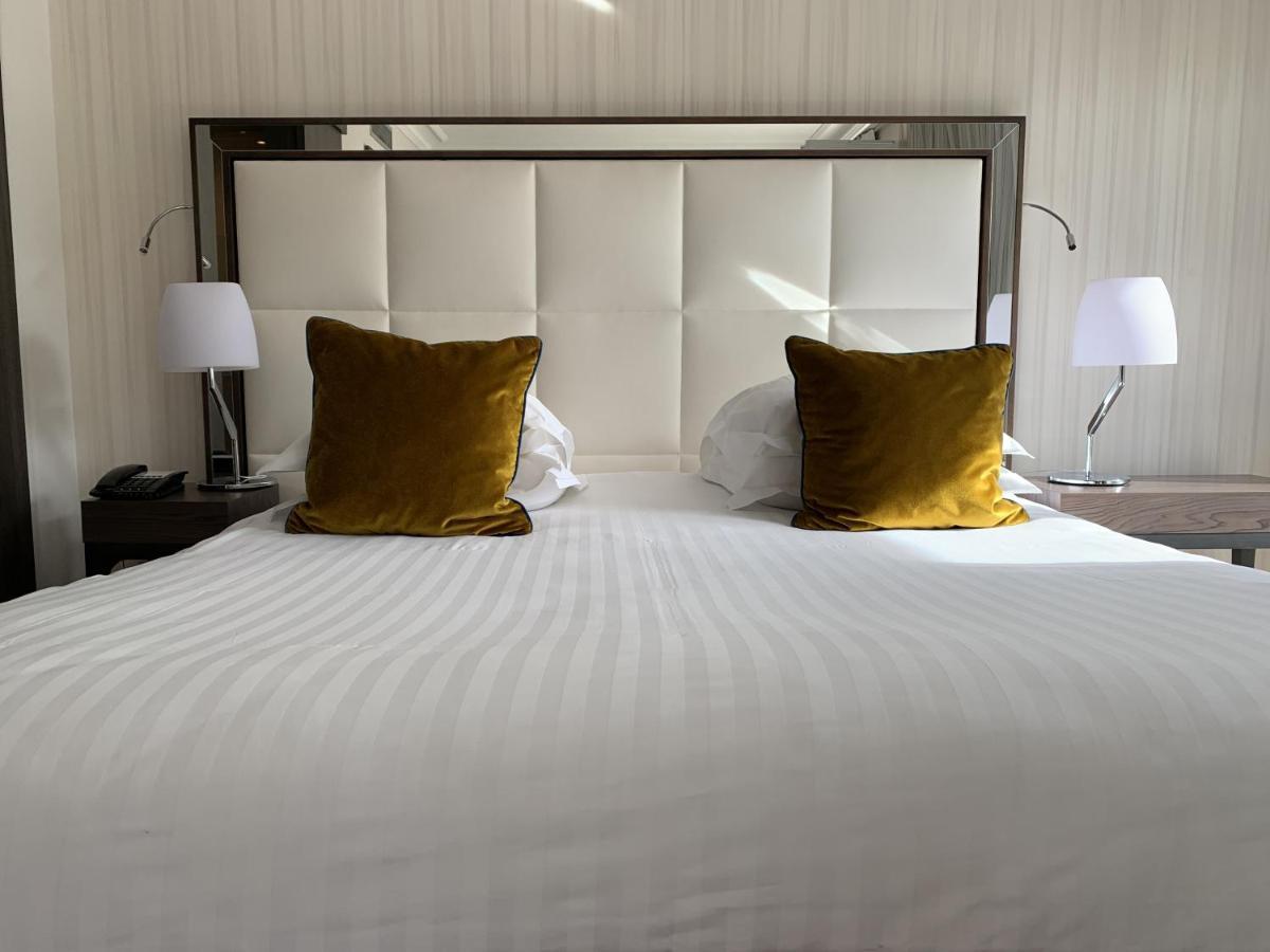 Hotel Le Canberra Cannes Exterior foto